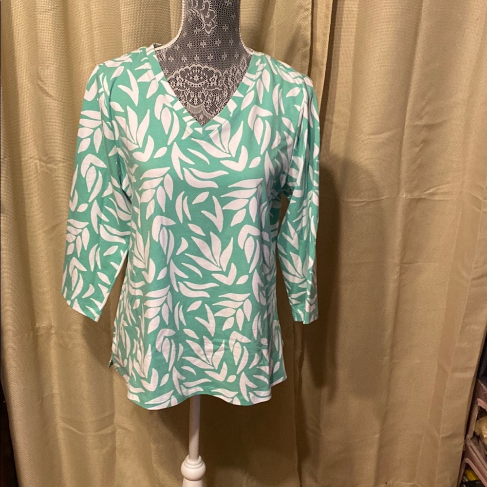 Perfect Jersey Green and White Leaf Print Top